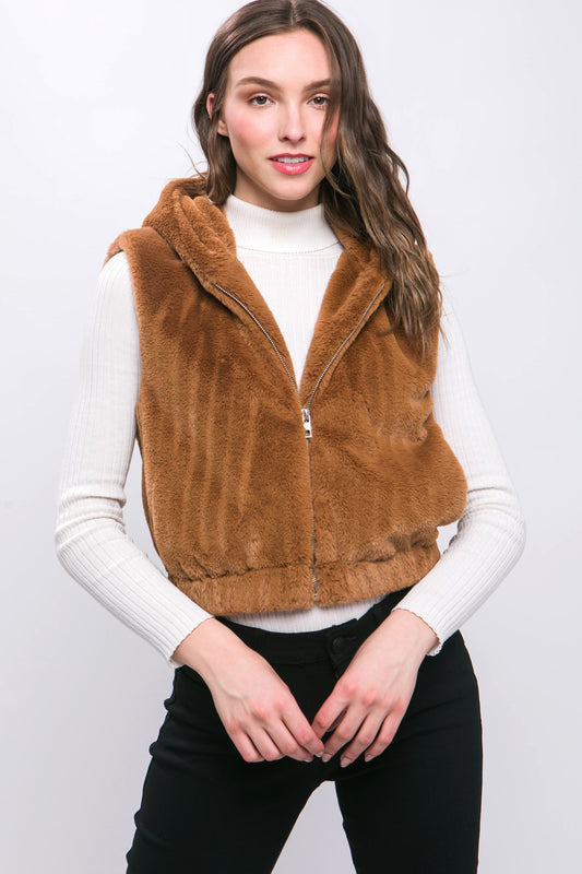 Plush Hooded Zip Up Vest with Pockets (Camel)